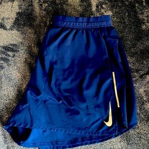 Nike Mens running shorts XXL